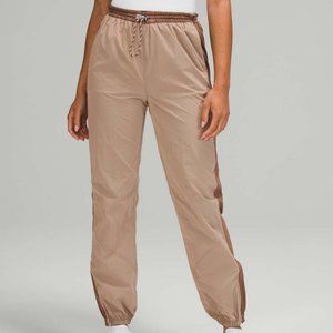 Lululemon Evergreen Track Pant Cacao / Cafe Au Lait